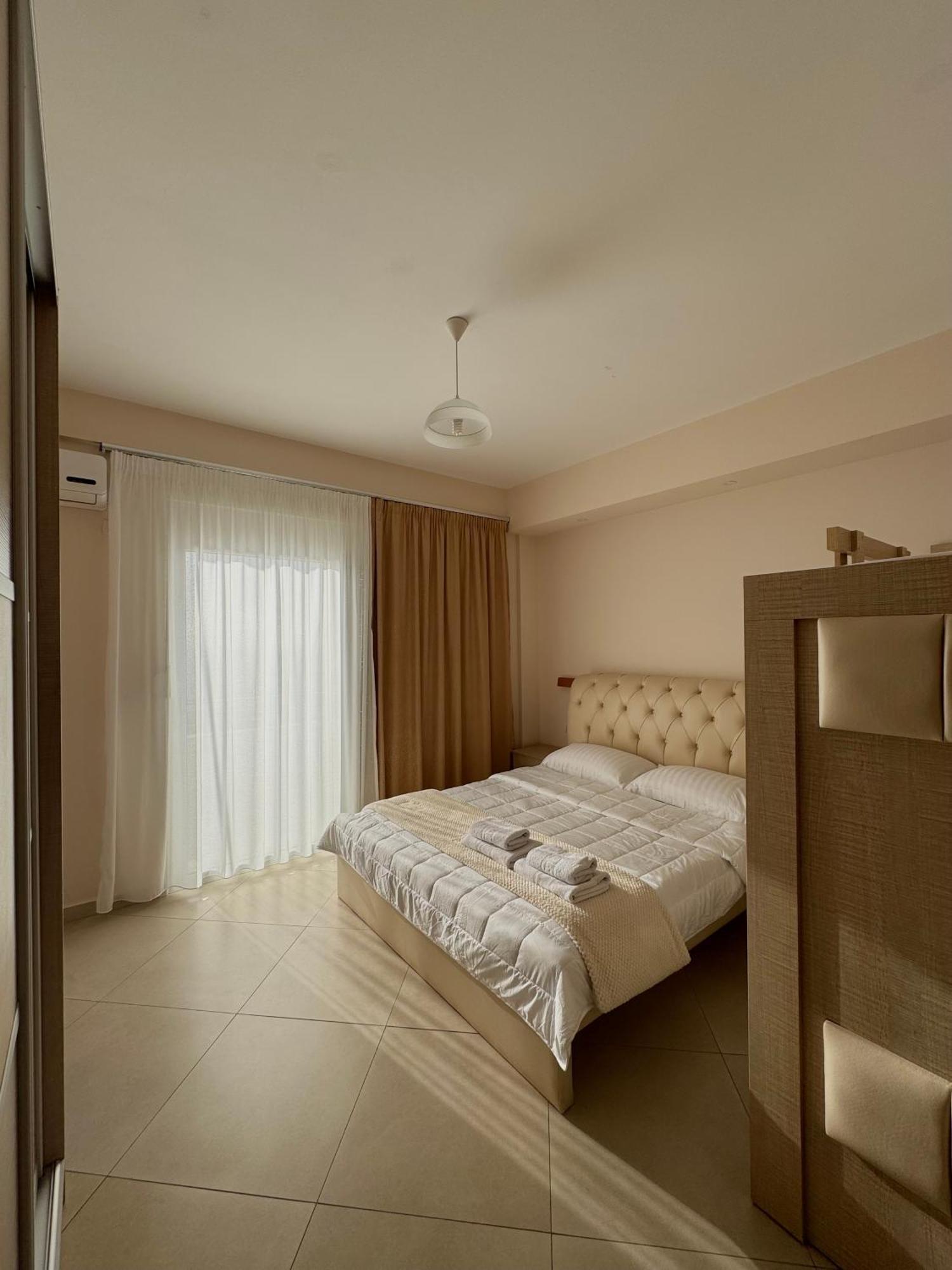 Villa Majola Sarandë Esterno foto