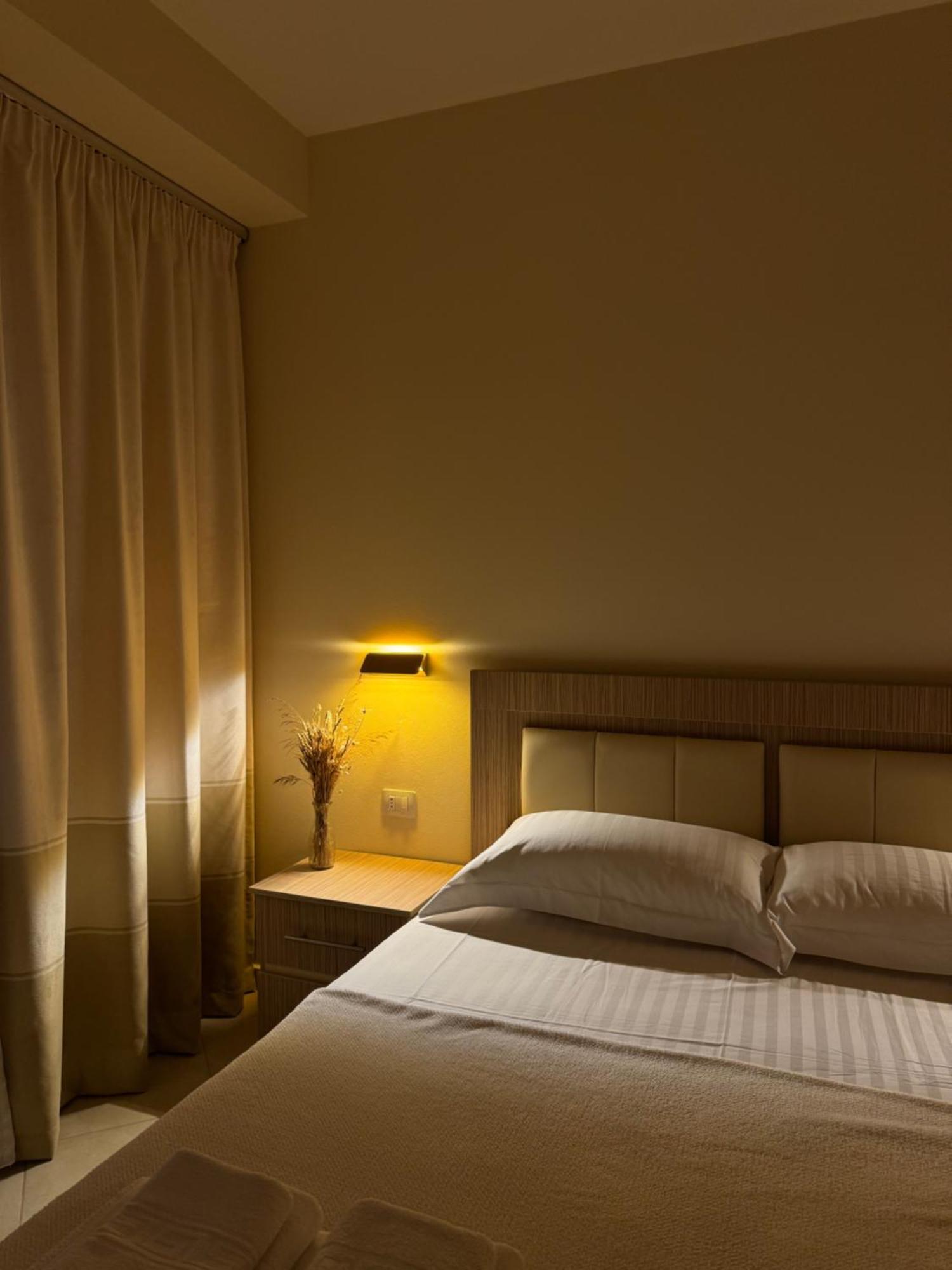 Villa Majola Sarandë Esterno foto